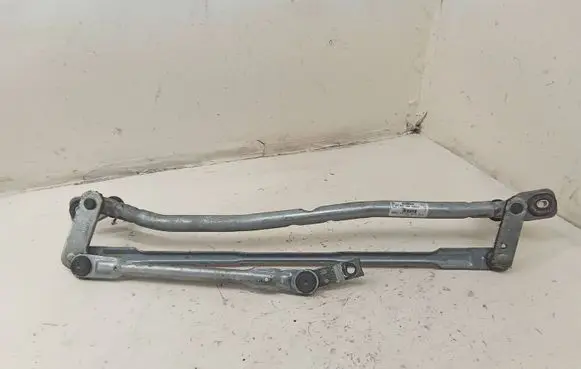 Front wiper linkage