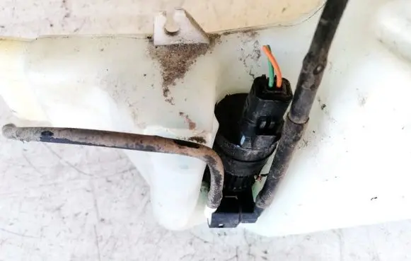 Renault Scenic I Windscreen/windshield washer pump