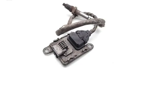 Nissan NV400 Lambda probe sensor 227903557R 5WK97377 A2C93254400