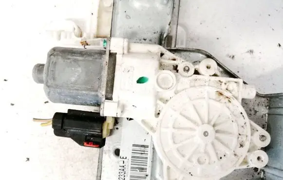 Dodge Caliber Rear door window regulator motor 128000682a