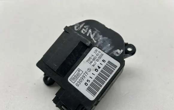 Peugeot Partner Air flap motor/actuator 1000051010 0511041B 030997F