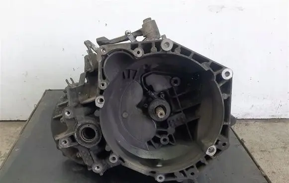 Opel Zafira B Manual 5 speed gearbox M32383WR