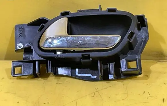 Citroen C4 Grand Picasso Front door interior handle 1905002