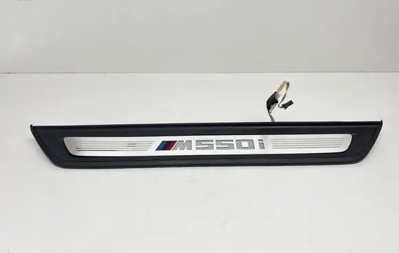 BMW 5 G30 G31 Front sill trim cover 8072378