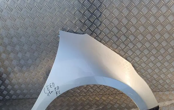 KIA Ceed Fender 