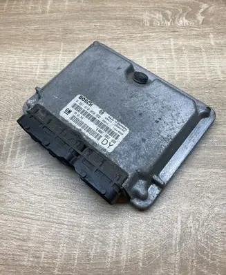 Opel Astra G Engine control unit/module ECU 09181243 0281010050