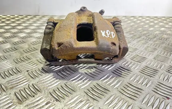 Honda CR-V Front brake caliper