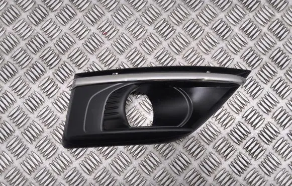 Citroen C4 I Picasso Front fog light trim/grill 9654197877