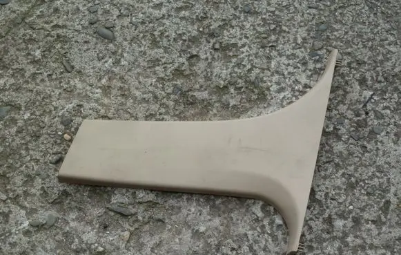 BMW X1 E84 (B) pillar trim (bottom) 2990777