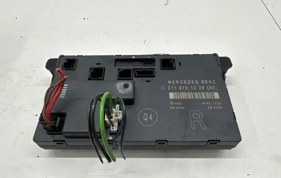 Mercedes-Benz E W211 Door control unit/module A2118701226