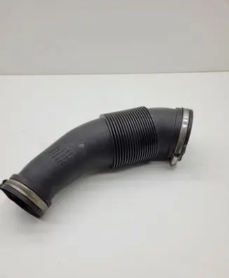 Audi A7 S7 4G Turbo air intake inlet pipe/hose 059129615L