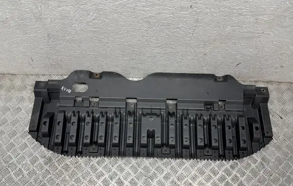Toyota Avensis T270 Front bumper skid plate/under tray 5261805010