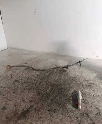 Oil level dip stick