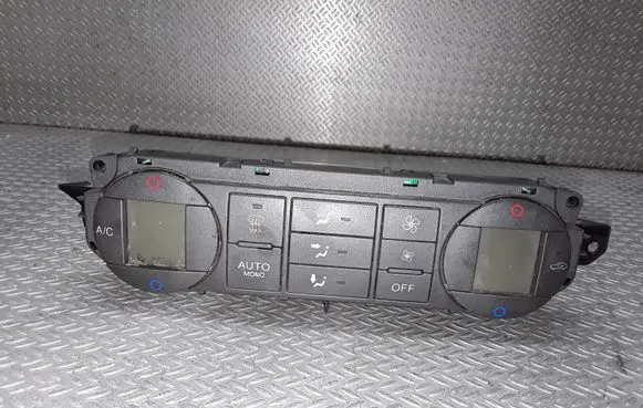 Ford Focus C-MAX Climate control unit 3M5T18C612AR