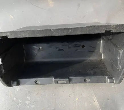 Mitsubishi Canter Glove box MC140215