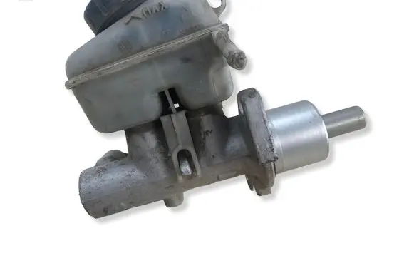 Opel Zafira A Master brake cylinder 32066734