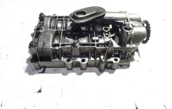 Land Rover Evoque I Oil pump 9636898580 9636898380