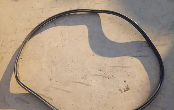 Toyota Yaris Trunk rubber seal (body) 