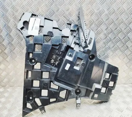 BMW X7 G07 Rear bumper mounting bracket 8084141