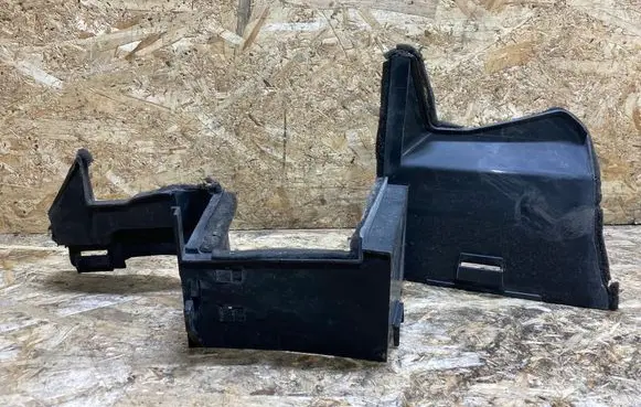 Infiniti G37 Engine splash shield/under tray