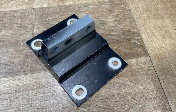Jaguar F-Type Fender mounting bracket EX5316150AA 2074564