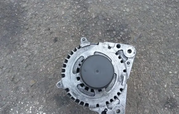 Seat Toledo II (1M) Generator/alternator 028903029G