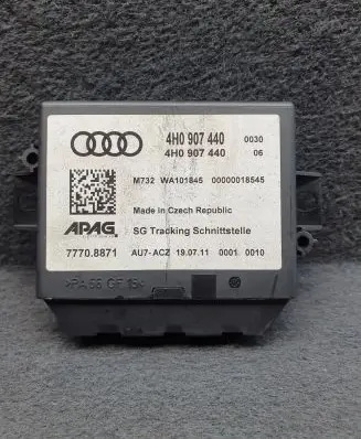 Audi A8 S8 D4 4H Parking PDC control unit/module 4H0907440