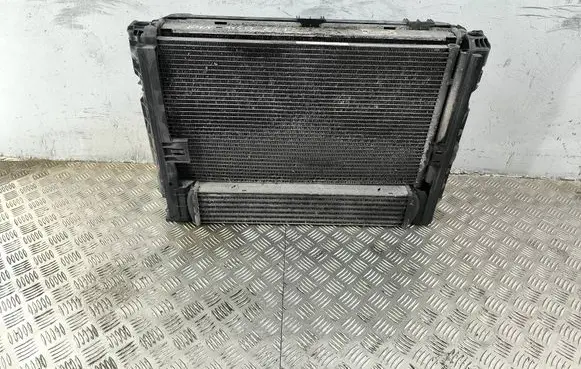 BMW 3 E92 E93 Coolant radiator 781291303 6315803