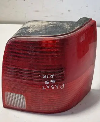 Volkswagen PASSAT B5 Rear/tail lights
