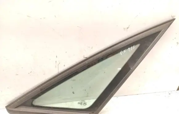 Audi A2 Front triangle window/glass 43R00021 M13 AS2