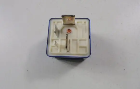 Skoda Superb B5 (3U) Other relay 8A0951253
