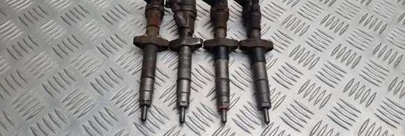 Opel Movano A Fuel injectors set 8200146357 0445110141