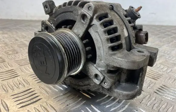 Toyota Corolla Verso AR10 Generator/alternator 1042104521 609785
