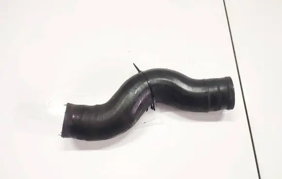 Opel Astra H Air intake hose/pipe