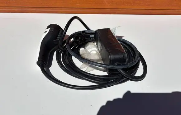 Hyundai Ioniq 5 Electric car charging cable AC230V12A MX29A53A