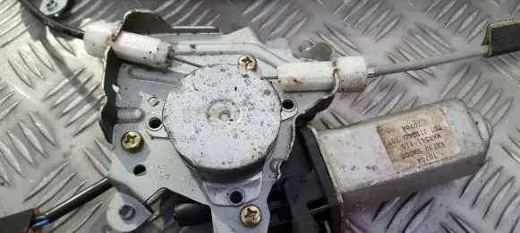 Nissan Almera Rear door window regulator motor 827300m007 mmr511-115