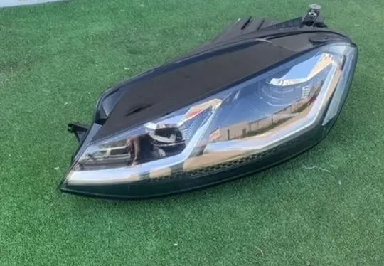 Volkswagen Golf VII Headlight/headlamp 5G2941035