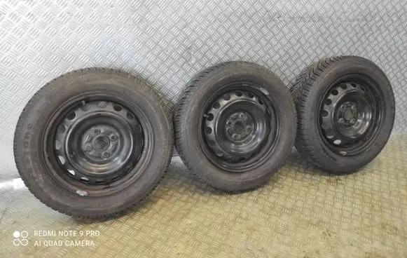 Toyota Aygo AB40 R15 winter tire 