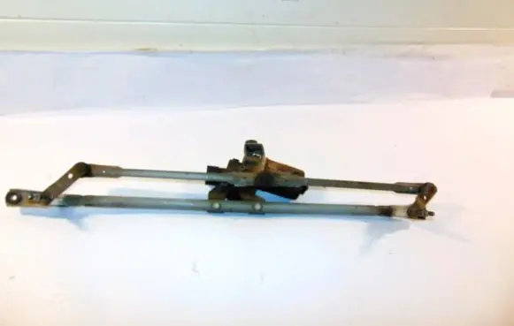 Land Rover Discovery 4 - LR4 Front wiper linkage and motor DLS500010 5H2217A464AA DLB500021