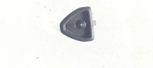BMW 7 G70 Tailgate/boot open switch button 9272858 7381926