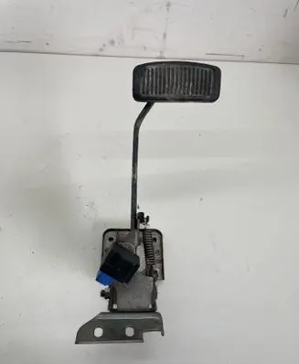 Hyundai Santa Fe Brake pedal 3282527070