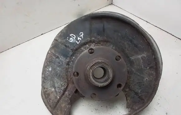 Audi A6 S6 C5 4B Rear wheel hub