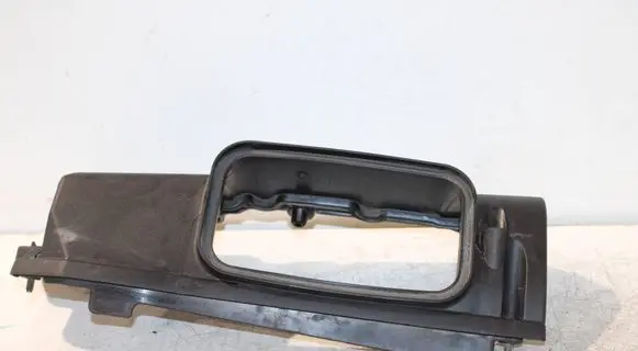 BMW 3 E90 E91 Air filter box cover 7787254