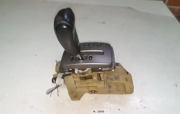 KIA Sorento Gear shifter/selector 