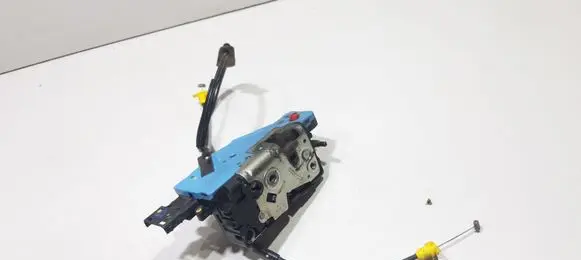 Peugeot 207 Rear door lock 24099158 24103158 24099816