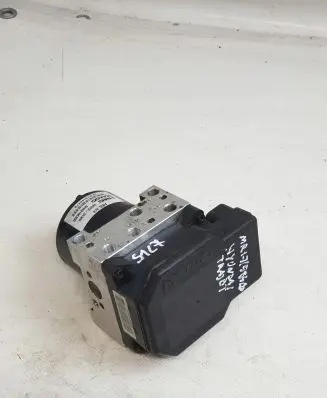 Hyundai Trajet ABS Pump 589203a300