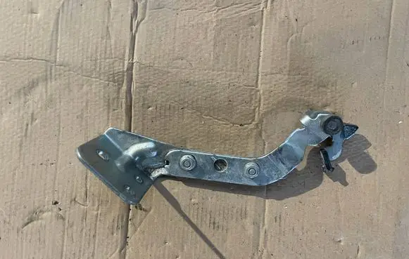 Fiat Ducato Sliding door lower roller guide/hinge 