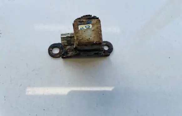 Toyota Avensis Verso Airbag deployment crash/impact sensor