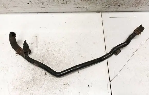Volkswagen PASSAT B7 Engine coolant pipe/hose