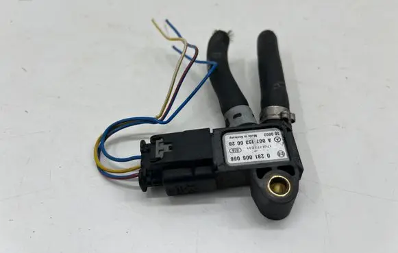 Mercedes-Benz GLA W156 X156 Exhaust gas pressure sensor A0071536028